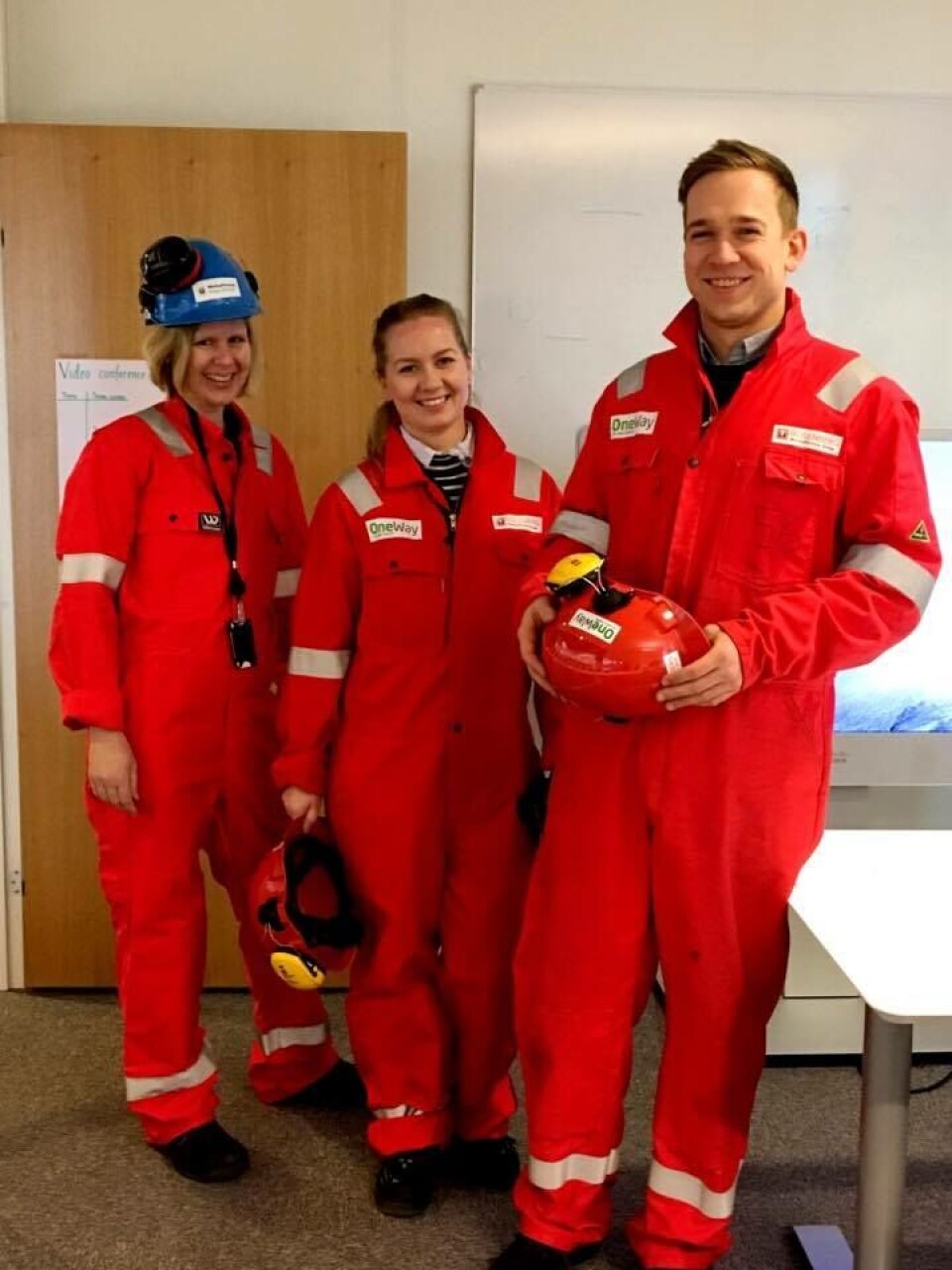Gry Løkke, Karoline Sjødal Olsen og Lars-Kristian Opstad i Blue Lice på vei til vertstedet på Rosenberg Verft for å lage første prototype. Foto: X2 Labs