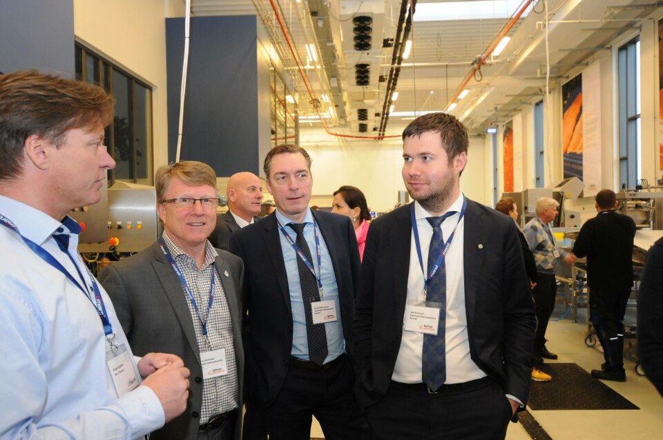 Næringskomiteen ser på bearbeiding for å skaffe seg kunnskap før Stortingsmeldingen om skal behandles.